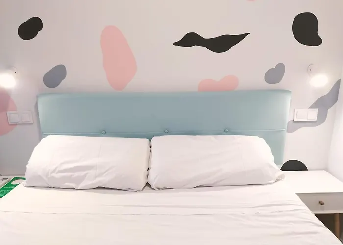 Hostal Carmen By Gaiarooms