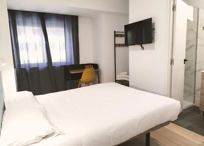 Hostal Carmen By Gaiarooms